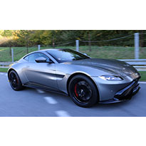 <span>Stage de pilotage au volant de la</span><br>Aston-Martin Vantage<br>sur le Circuit de lyon