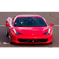<span>Stage de pilotage au volant de la</span><br>Ferrari 458 Italia<br>sur le Circuit de lyon